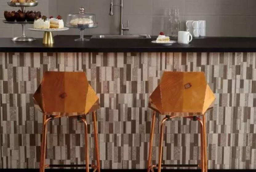 Can I Use Large Tiles for a Kitchen Backsplash?