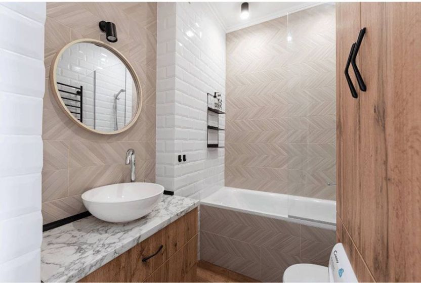 10 Unique Bathtub Tile Ideas to Kickstart Your Bathroom Project